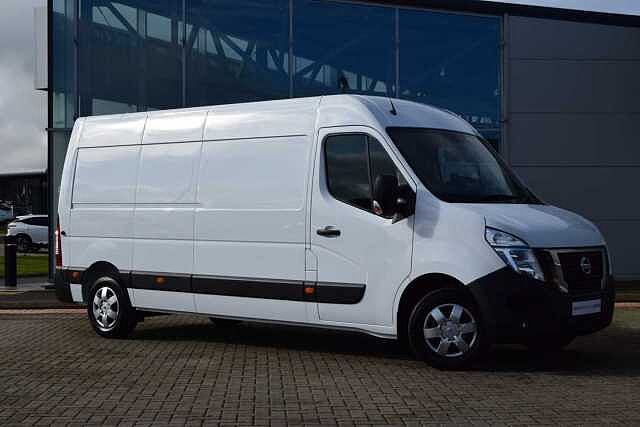Nissan Interstar 2.3 dCi 135 Tekna L3 H2 3.5T Panel Van
