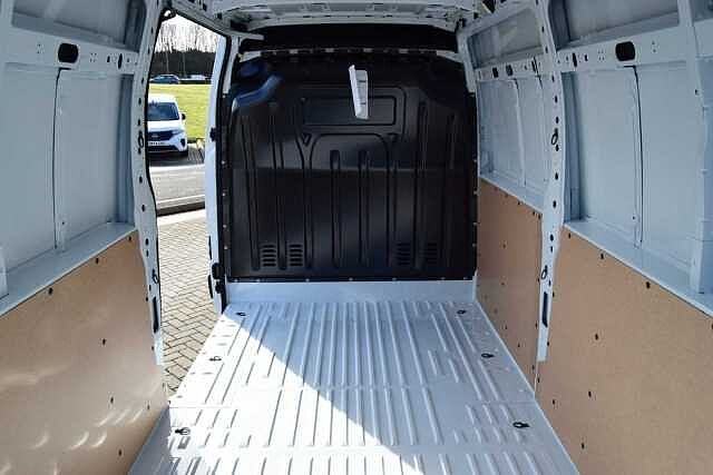 Nissan Interstar 2.3 dCi 135 Tekna L3 H2 3.5T Panel Van
