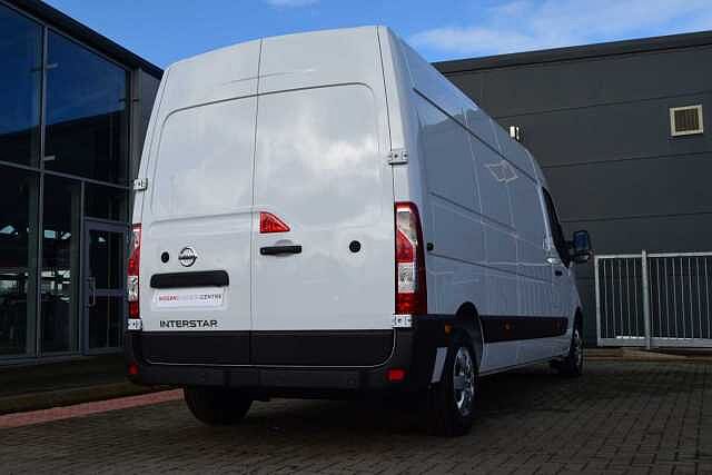 Nissan Interstar 2.3 dCi 135 Tekna L3 H2 3.5T Panel Van
