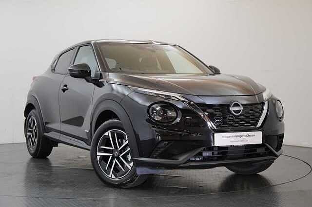 Nissan Juke 1.6 143 HEV Hybrid N-Connecta Auto with Sat Nav and Rear View Camera