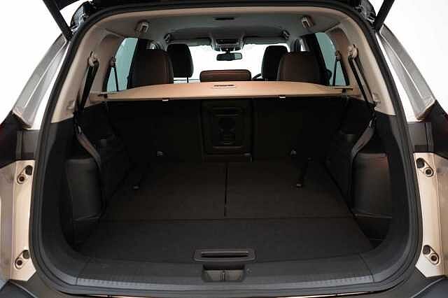Nissan X-Trail 1.5 213 e-Power e-4ORCE N-Trek Auto with 7 Seats + Nav and 360 View Cameras