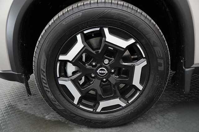 Nissan X-Trail 1.5 213 e-Power e-4ORCE N-Trek Auto with 7 Seats + Nav and 360 View Cameras