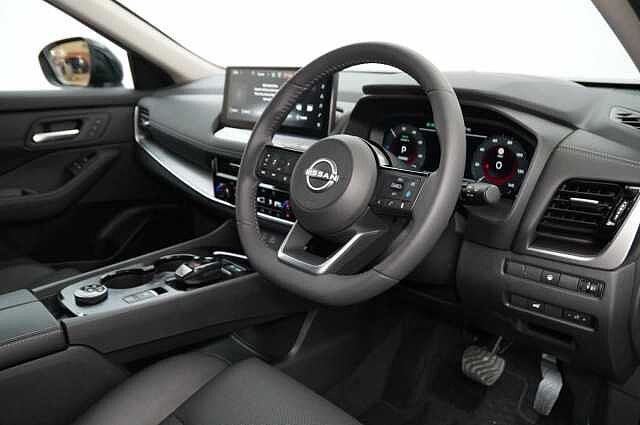 Nissan X-Trail 1.5 213 e-Power e-4ORCE N-Trek Auto with 7 Seats + Nav and 360 View Cameras
