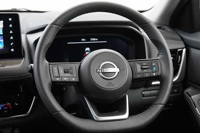 Nissan X-Trail 1.5 213 e-Power e-4ORCE N-Trek Auto with 7 Seats + Nav and 360 View Cameras