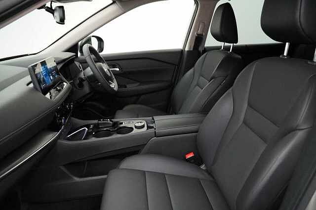 Nissan X-Trail 1.5 213 e-Power e-4ORCE N-Trek Auto with 7 Seats + Nav and 360 View Cameras