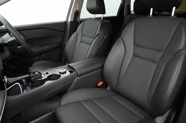 Nissan X-Trail 1.5 213 e-Power e-4ORCE N-Trek Auto with 7 Seats + Nav and 360 View Cameras