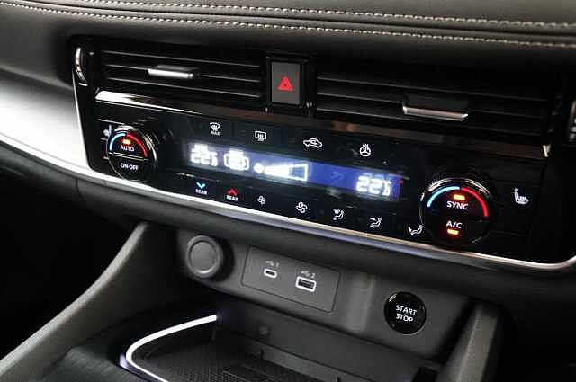 Nissan X-Trail 1.5 213 e-Power e-4ORCE N-Trek Auto with 7 Seats + Nav and 360 View Cameras