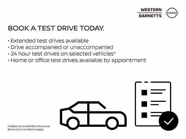 Nissan Qashqai 1.6 dCi 130 2WD Tekna X-Tronic Auto with Glass Roof and BOSE Premium Audio
