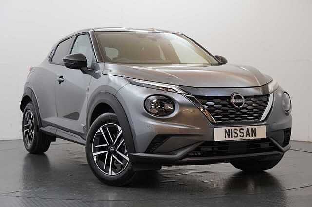 Nissan Juke 1.6 143 HEV Hybrid N-Connecta Auto with Sat Nav and Rear View Camera