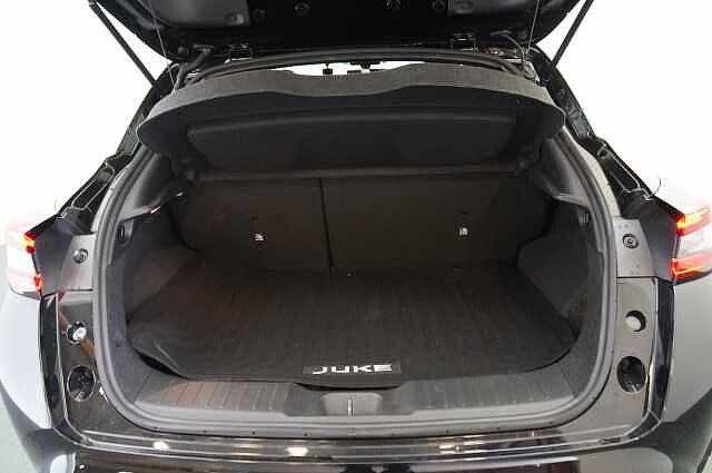Nissan Juke 1.6 143 HEV Hybrid N-Connecta Auto with Sat Nav and Rear View Camera