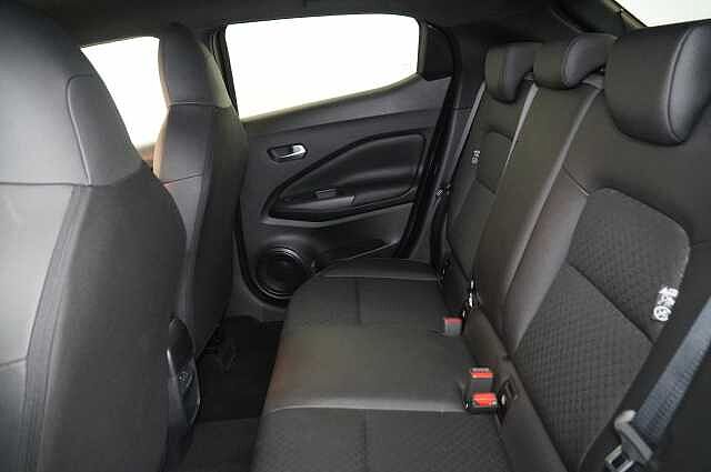 Nissan Juke 1.6 143 HEV Hybrid N-Connecta Auto with Sat Nav and Rear View Camera