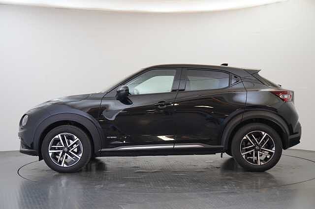 Nissan Juke 1.6 143 HEV Hybrid N-Connecta Auto with Sat Nav and Rear View Camera