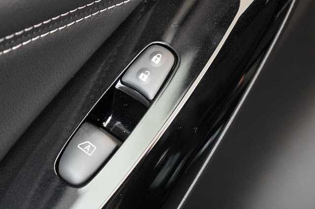 Nissan Juke 1.0 DIG-T 114 Tekna DCT Auto with BOSE Audio and Pro Pilot Technology