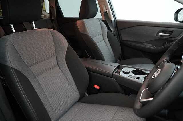 Nissan X-Trail 1.5 e-Power e-4ORCE 213 N-Connecta Auto with 7 Seats and Nav + 360 Cameras