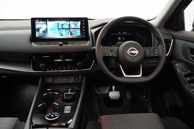 Nissan X-Trail 1.5 e-Power e-4ORCE 213 N-Connecta Auto with 7 Seats and Nav + 360 Cameras