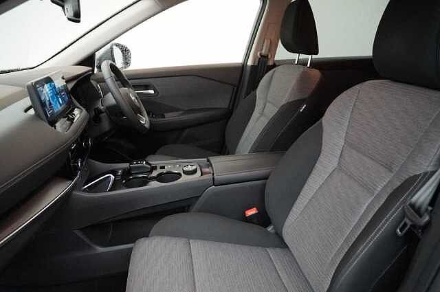 Nissan X-Trail 1.5 e-Power e-4ORCE 213 N-Connecta Auto with 7 Seats and Nav + 360 Cameras