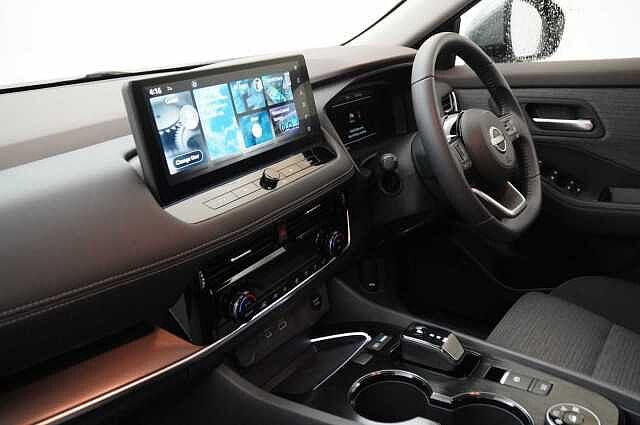 Nissan X-Trail 1.5 e-Power e-4ORCE 213 N-Connecta Auto with 7 Seats and Nav + 360 Cameras