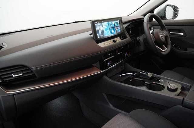 Nissan X-Trail 1.5 e-Power e-4ORCE 213 N-Connecta Auto with 7 Seats and Nav + 360 Cameras