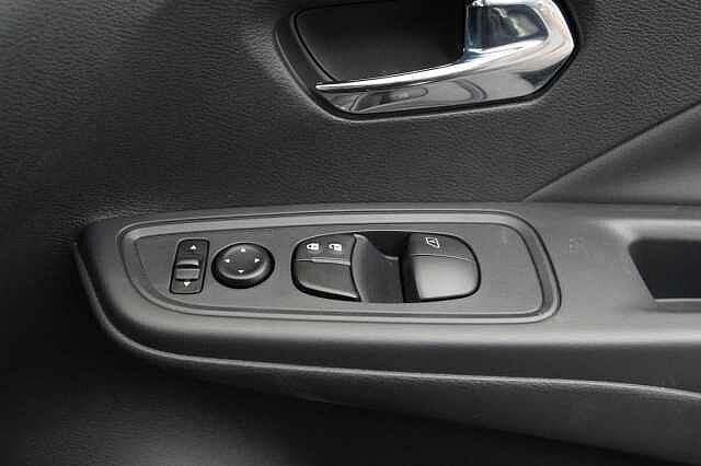 Nissan Micra 1.0 IG-T 92 Acenta X-Tronic Auto with Air Con &amp; Apple / Android Integration