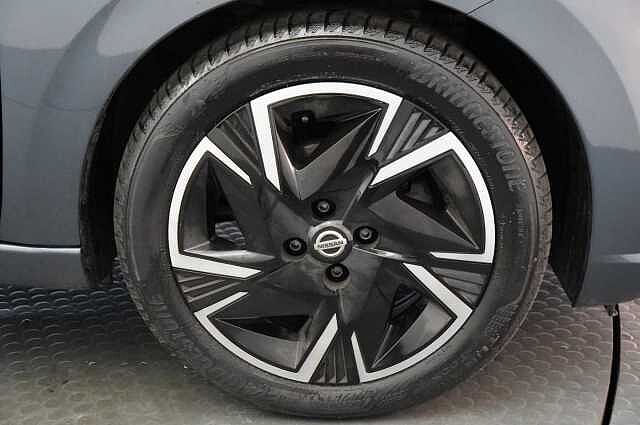 Nissan Micra 1.0 IG-T 92 Acenta X-Tronic Auto with Air Con &amp; Apple / Android Integration