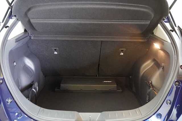 Nissan LEAF 39KW Tekna Auto with BOSE Audio and Pro Pilot Technology
