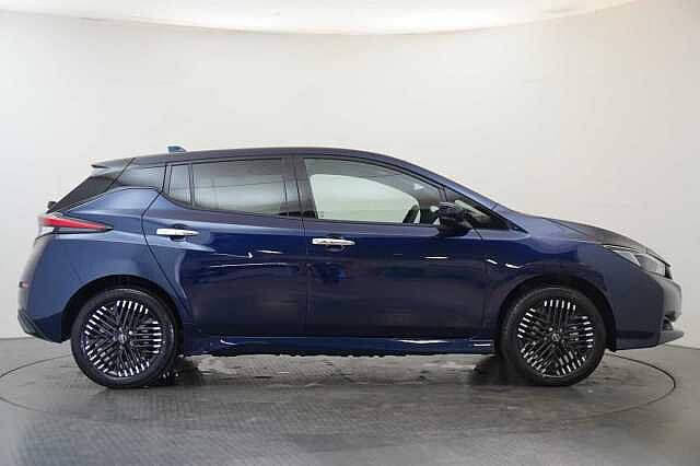Nissan LEAF 39KW Tekna Auto with BOSE Audio and Pro Pilot Technology
