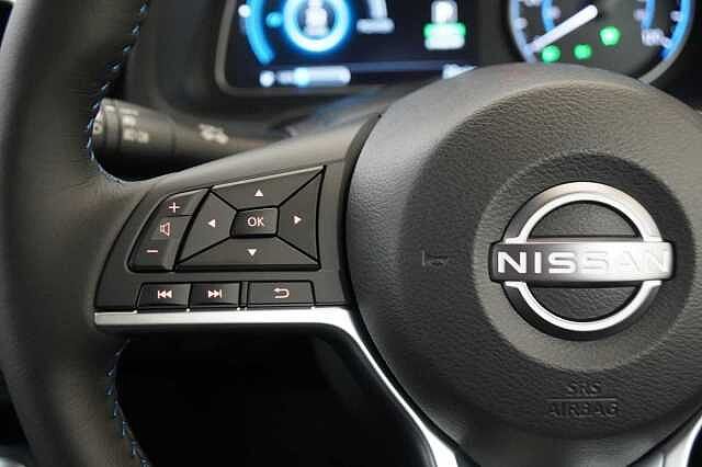 Nissan LEAF 39KW Tekna Auto with BOSE Audio and Pro Pilot Technology