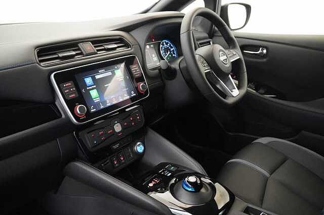 Nissan LEAF 39KW Tekna Auto with BOSE Audio and Pro Pilot Technology