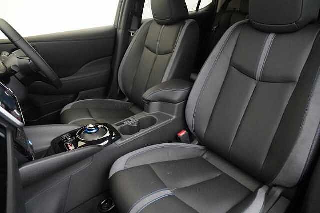 Nissan LEAF 39KW Tekna Auto with BOSE Audio and Pro Pilot Technology