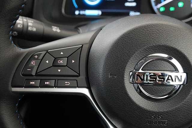 Nissan LEAF 40KW Tekna Auto with BOSE Audio and Pro Pilot Technology