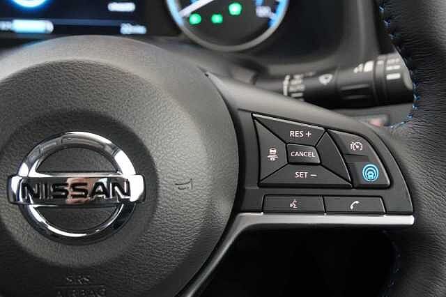 Nissan LEAF 40KW Tekna Auto with BOSE Audio and Pro Pilot Technology