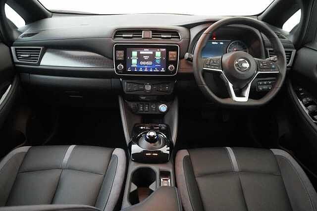 Nissan LEAF 40KW Tekna Auto with BOSE Audio and Pro Pilot Technology