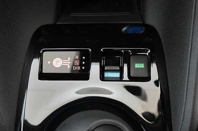 Nissan LEAF 40KW Tekna Auto with BOSE Audio and Pro Pilot Technology
