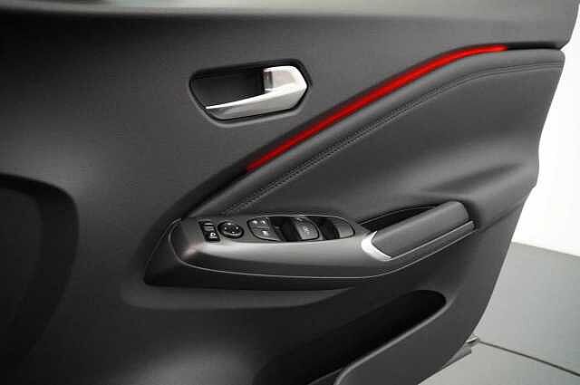 Nissan Juke 1.0 DIG-T 114 N-Connecta with Sat Nav and Rear View Camera