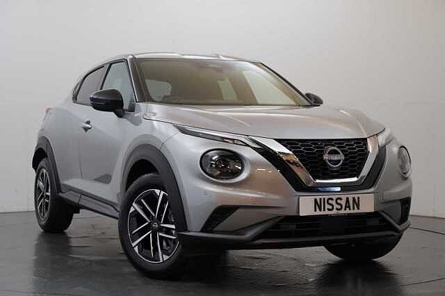Nissan Juke 1.0 DIG-T 114 N-Connecta with Sat Nav and Rear View Camera
