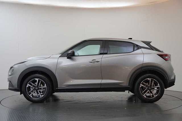 Nissan Juke 1.0 DIG-T 114 N-Connecta with Sat Nav and Rear View Camera