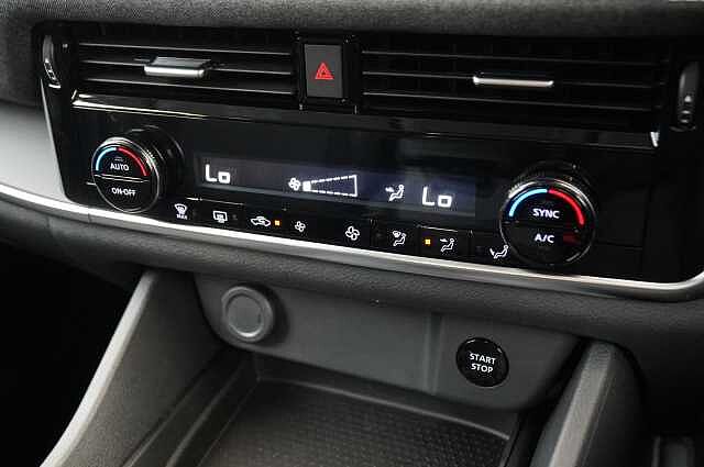 Nissan Qashqai 1.5 190 e-Power Acenta Premium Auto with Rear View Camera