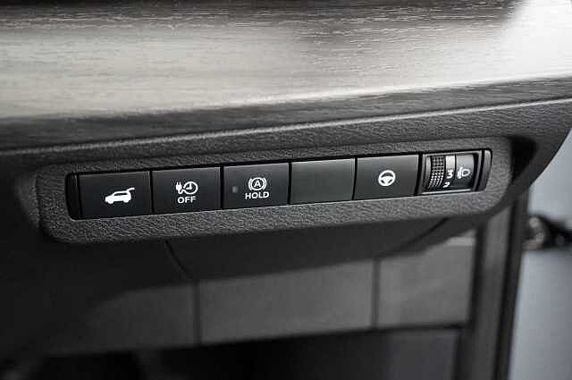 Nissan ARIYA 63KW Advance Auto with Sky Roof Pack + Sat Nav and 360 View Cameras