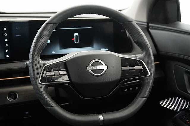 Nissan ARIYA 63KW Advance Auto with Sky Roof Pack + Sat Nav and 360 View Cameras