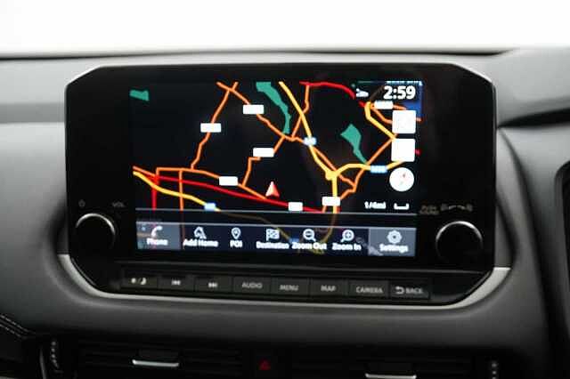 Nissan Qashqai 1.3 DIG-T MH 140 Premiere Edition with Glass Roof + Drive Assist Technology