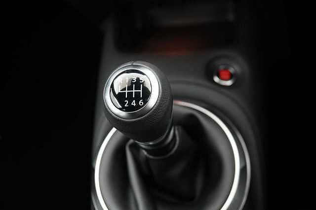 Nissan Juke 1.0 DIG-T 114 Tekna with BOSE Audio and Drive Assist Technology