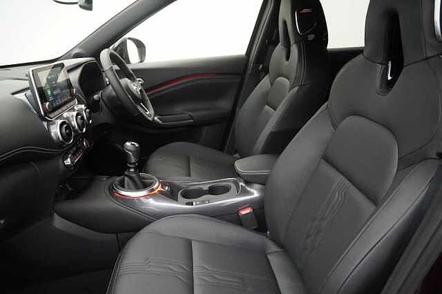 Nissan Juke 1.0 DIG-T 114 Tekna with BOSE Audio and Drive Assist Technology
