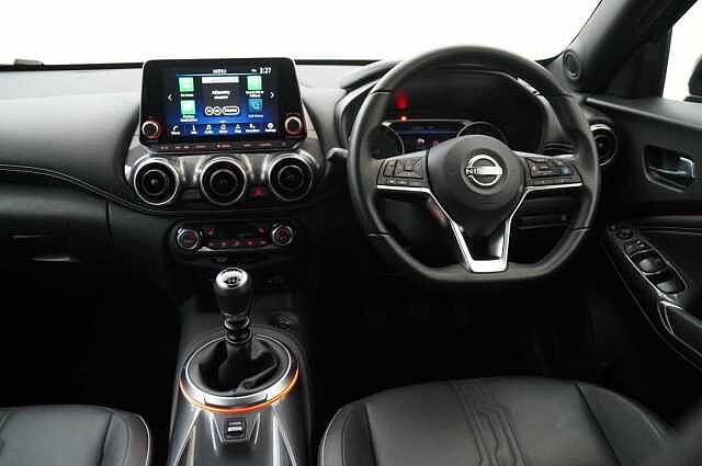 Nissan Juke 1.0 DIG-T 114 Tekna with BOSE Audio and Drive Assist Technology