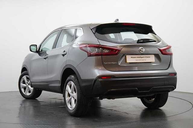Nissan Qashqai 1.3 DIG-T 160 Acenta Premium with Sat Nav and Rear View Camera