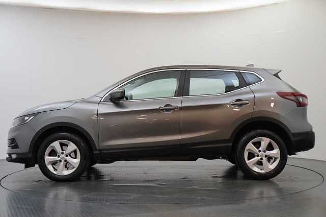 Nissan Qashqai 1.3 DIG-T 160 Acenta Premium with Sat Nav and Rear View Camera