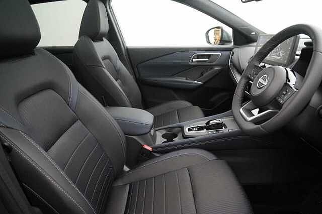Nissan Qashqai 1.5 190 e-Power Tekna Auto with Sat Nav + 360 View Cameras and Glass Roof