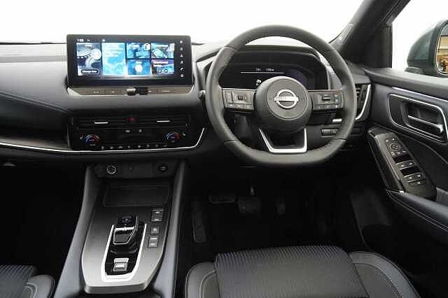 Nissan Qashqai 1.5 190 e-Power Tekna Auto with Sat Nav + 360 View Cameras and Glass Roof