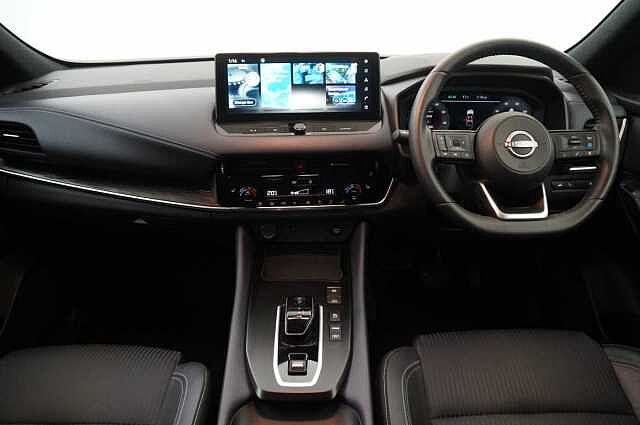 Nissan Qashqai 1.5 e-Power 190 Tekna Auto with Sat Nav + 360 View Cameras and Glass Roof