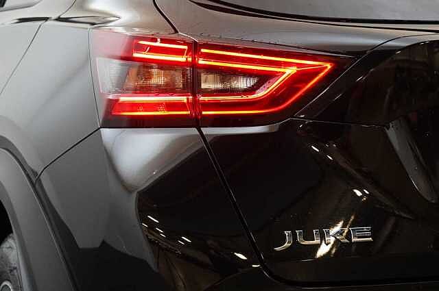 Nissan Juke 1.0 DIG-T 114 N-Connecta with Sat Nav and Rear View Camera