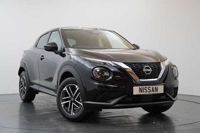 Nissan Juke 1.0 DIG-T 114 N-Connecta with Sat Nav and Rear View Camera